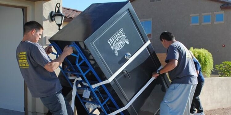 Moving-Large-Gun-Safe-Movers (2)